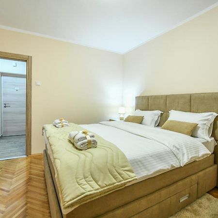Apartman Centar 2 Podgorica Exterior foto