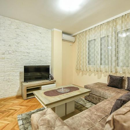 Apartman Centar 2 Podgorica Exterior foto