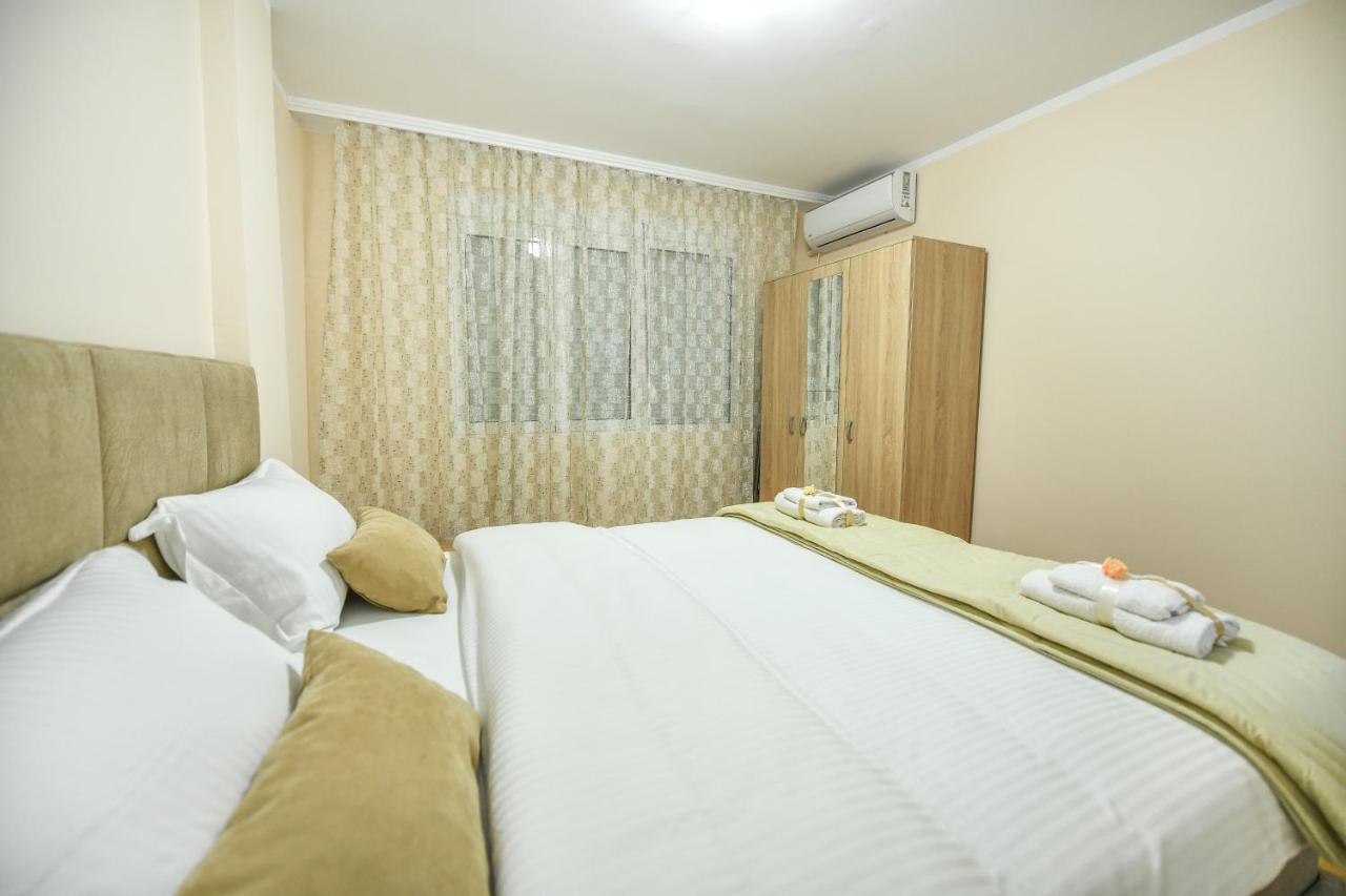 Apartman Centar 2 Podgorica Exterior foto