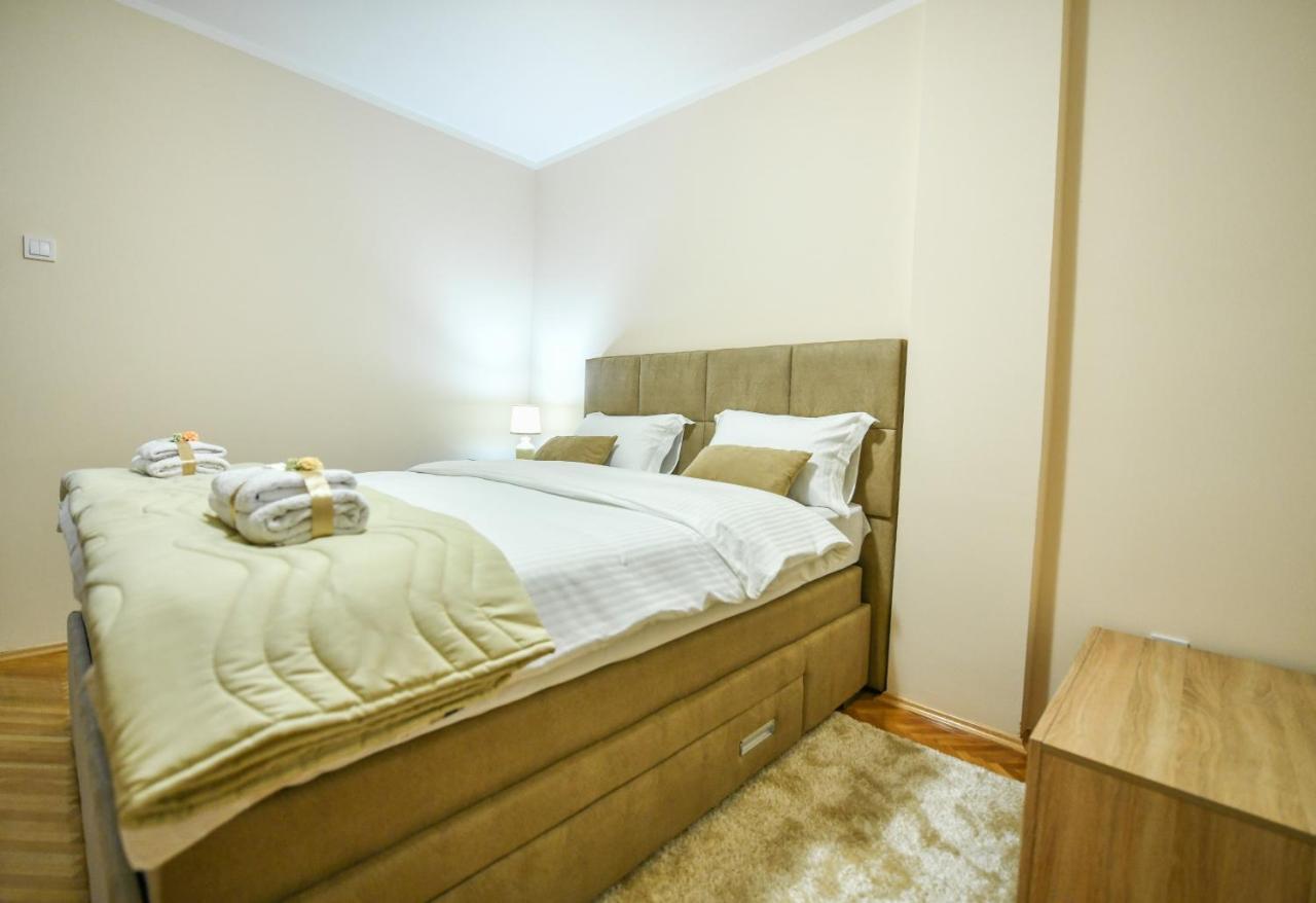 Apartman Centar 2 Podgorica Exterior foto